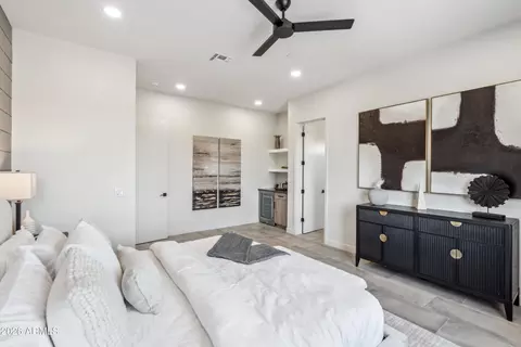 Bedroom - 377 E Windsor Ave #3, Phoenix, AZ 85004 photo 2 of 3