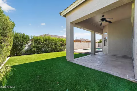 Exterior - 48 Elgin St, Gilbert, AZ 85295 photo 2 of 4