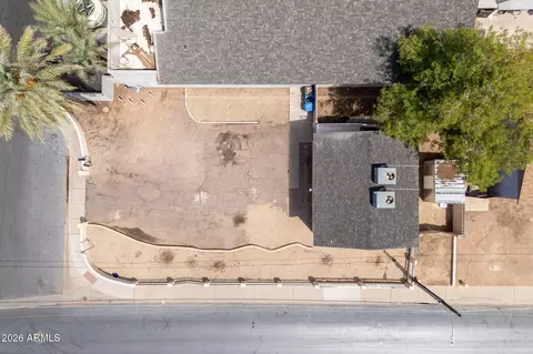 View/Area - 1702 E Cambridge Ave, Phoenix, AZ 85006 photo 2 of 3