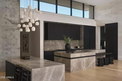 Kitchen - 5626 E Montecito Ave, Phoenix, AZ 85018 photo 2 of 6