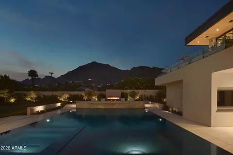 Exterior - 5626 E Montecito Ave, Phoenix, AZ 85018 photo 11 of 13