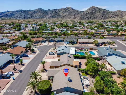 View/Area - 4246 E Yawepe St, Phoenix, AZ 85044 photo 9 of 9