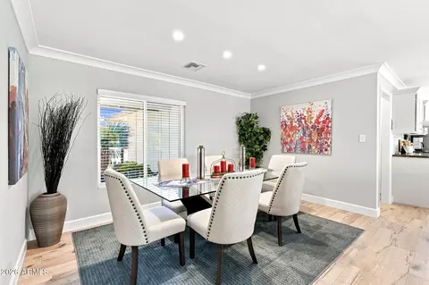 Dining - 4246 E Yawepe St, Phoenix, AZ 85044 photo 2 of 4
