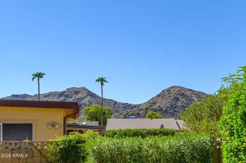 Exterior - 4246 E Yawepe St, Phoenix, AZ 85044 photo 7 of 14