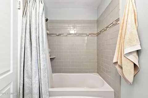 Bath - 4246 E Yawepe St, Phoenix, AZ 85044 photo 3 of 3
