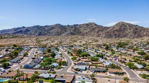 View/Area - 4246 E Yawepe St, Phoenix, AZ 85044 photo 1 of 9