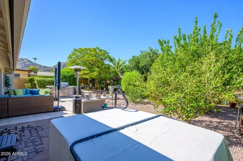 Exterior - 4246 E Yawepe St, Phoenix, AZ 85044 photo 6 of 14