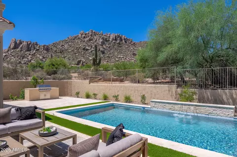 11552 E Desert Holly Dr, Scottsdale, AZ 85255