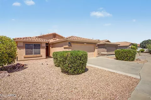 Exterior - 4700 E Alfalfa Dr, Gilbert, AZ 85298 photo 2 of 6