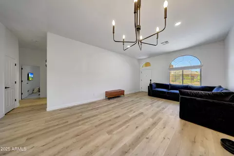Living - 4628 E Paso Trl, Phoenix, AZ 85050 photo 1 of 1