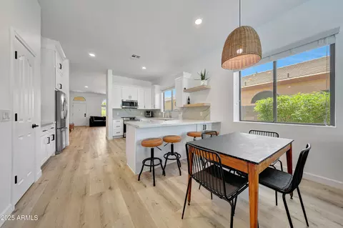 Dining - 4628 E Paso Trl, Phoenix, AZ 85050 photo 2 of 2