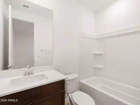 Bath - 5337 S 244th Ave, Buckeye, AZ 85326 photo 2 of 3