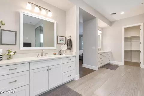Entry Way - 5039 N 35th St, Phoenix, AZ 85018 photo 1 of 1
