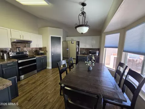 Kitchen - 3000 E Tulsa St, Gilbert, AZ 85295 photo 1 of 2