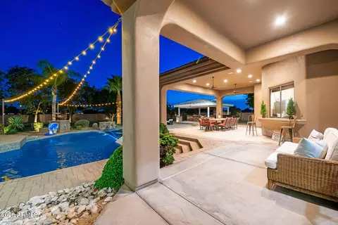 Exterior - 1131 E Desert Ct, Gilbert, AZ 85234 photo 11 of 18