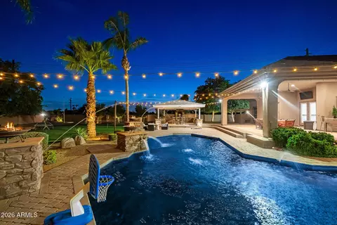 Exterior - 1131 E Desert Ct, Gilbert, AZ 85234 photo 9 of 18