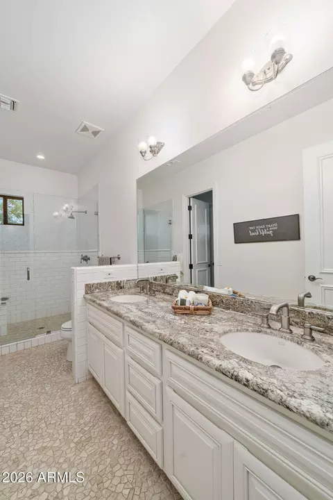 Bath - 1131 E Desert Ct, Gilbert, AZ 85234 photo 5 of 8