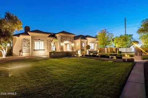 Exterior - 1131 E Desert Ct, Gilbert, AZ 85234 photo 3 of 18