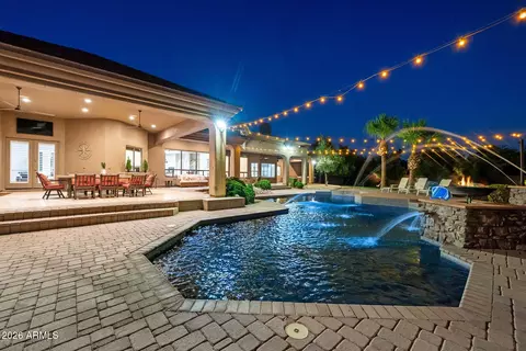 Exterior - 1131 E Desert Ct, Gilbert, AZ 85234 photo 8 of 18