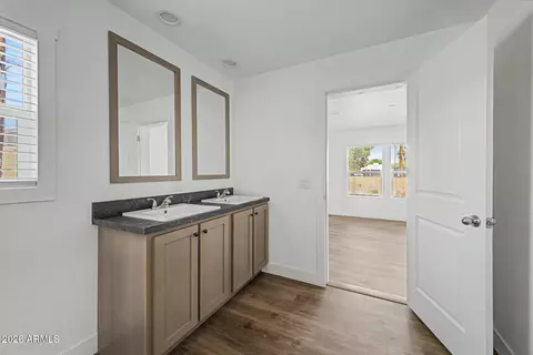 Bath - 341 S Malcolm Dr, Apache Junction, AZ 85120 photo 1 of 2