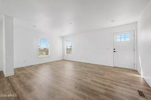 Living - 341 S Malcolm Dr, Apache Junction, AZ 85120 photo 1 of 7