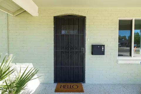 Exterior - 1834 N Mitchell St, Phoenix, AZ 85006 photo 6 of 13