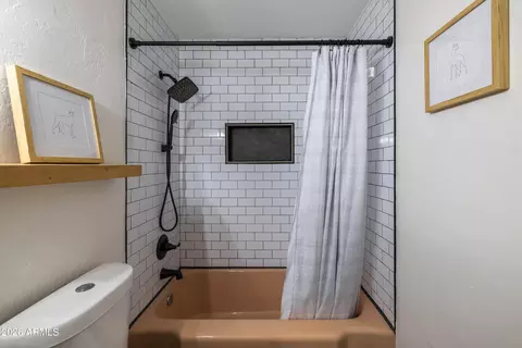 Bath - 1834 N Mitchell St, Phoenix, AZ 85006 photo 5 of 7