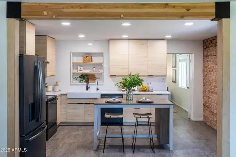 Kitchen - 1834 N Mitchell St, Phoenix, AZ 85006 photo 1 of 7
