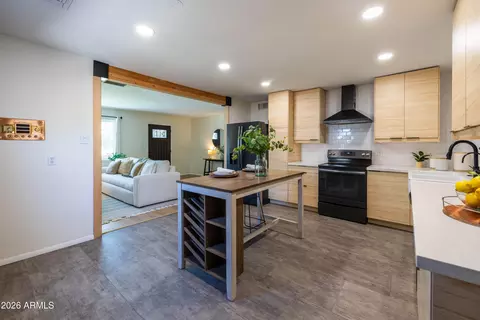 Kitchen - 1834 N Mitchell St, Phoenix, AZ 85006 photo 5 of 7