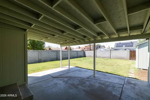 Exterior - 1834 N Mitchell St, Phoenix, AZ 85006 photo 9 of 13