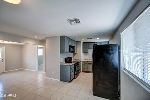 Entry Way - 3530 N 63rd Dr, Phoenix, AZ 85033 photo 1 of 2
