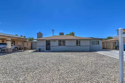 Exterior - 3530 N 63rd Dr, Phoenix, AZ 85033 photo 1 of 8