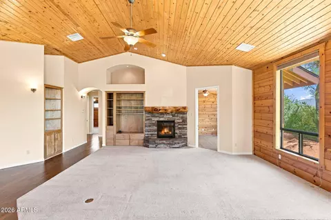 Living - 24 E Saddleback Trl, Payson, AZ 85541 photo 4 of 4