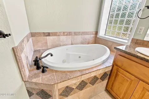 Bath - 24 E Saddleback Trl, Payson, AZ 85541 photo 2 of 5