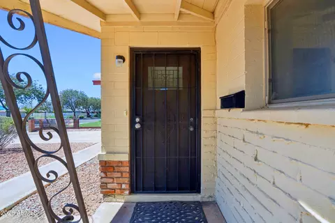 Exterior - 1260 E Alameda Dr, Tempe, AZ 85282 photo 1 of 7