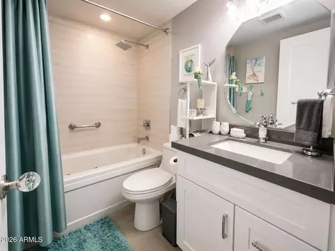 Bath - 3425 E Libby St, Phoenix, AZ 85032 photo 1 of 1