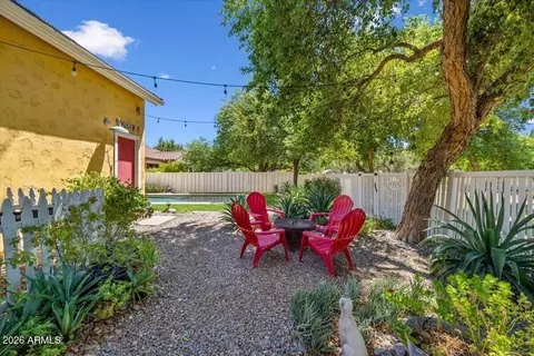 Exterior - 1386 S Pecan St, Gilbert, AZ 85296 photo 3 of 5