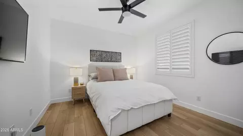 Bedroom - 7512 W Odeum Ln, Phoenix, AZ 85043 photo 4 of 4