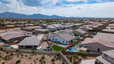 View/Area - 7512 W Odeum Ln, Phoenix, AZ 85043 photo 3 of 4