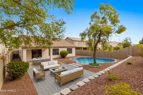 Exterior - 1715 E Branham Ln, Phoenix, AZ 85042 photo 7 of 12