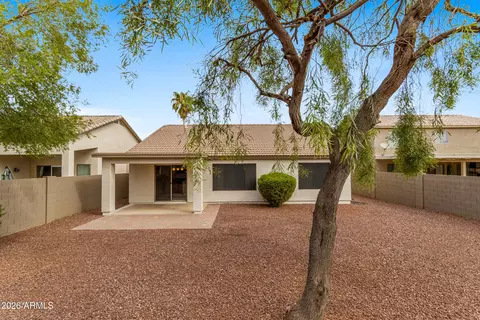 Exterior - 1715 E Branham Ln, Phoenix, AZ 85042 photo 7 of 12