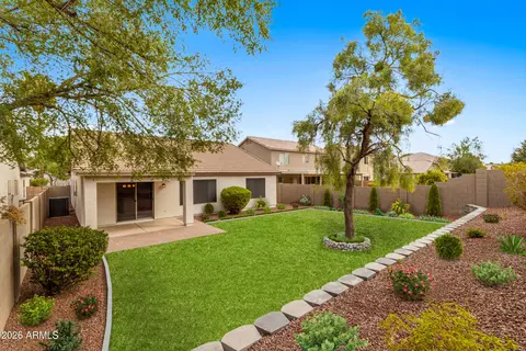 Exterior - 1715 E Branham Ln, Phoenix, AZ 85042 photo 9 of 12
