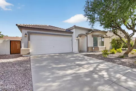 Exterior - 1715 E Branham Ln, Phoenix, AZ 85042 photo 2 of 12