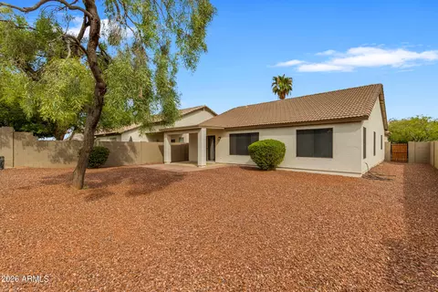 Exterior - 1715 E Branham Ln, Phoenix, AZ 85042 photo 8 of 11