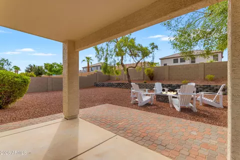Exterior - 1715 E Branham Ln, Phoenix, AZ 85042 photo 5 of 12