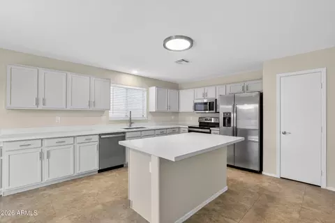 Kitchen - 1715 E Branham Ln, Phoenix, AZ 85042 photo 1 of 6