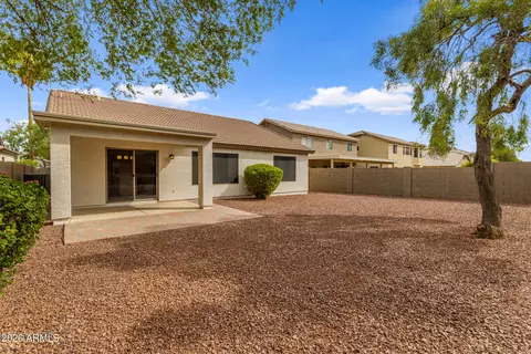Exterior - 1715 E Branham Ln, Phoenix, AZ 85042 photo 8 of 12