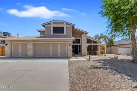 6945 W Columbine Dr, Peoria, AZ 85381