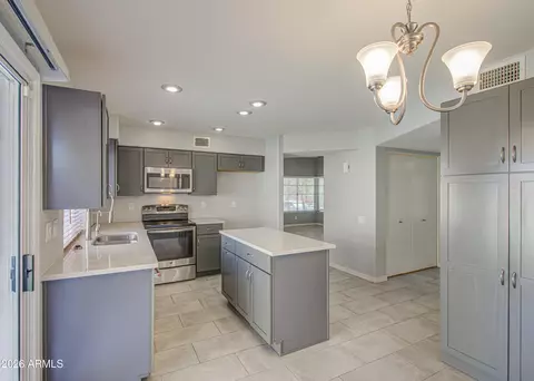 Kitchen - 3826 E Park Ave, Phoenix, AZ 85044 photo 3 of 3
