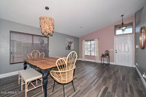 Dining - 6406 W Tether Trl, Phoenix, AZ 85083 photo 3 of 5